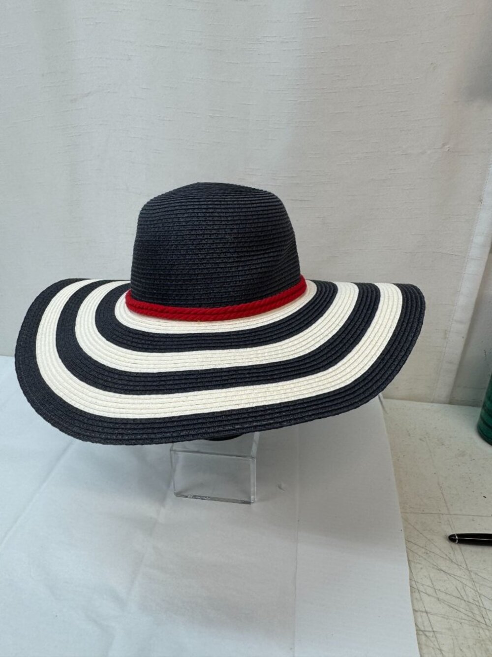 6 Womans Summer Straw Fashion Hats- Wide Brims- - Picture 11 of 16